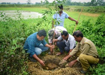 শিৱসাগৰৰ বিভিন্ন স্থানত ‘বিশ্ব ধৰিত্ৰী দিৱস’ উদযাপন