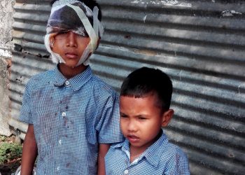 Mad dog attacks school students and injures two in Goalpara