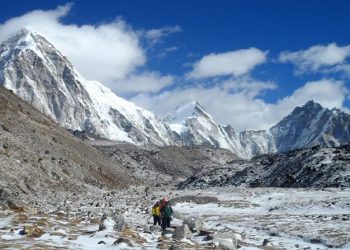 On-the-way-to-Everest-Base-Camp-Trek-1-e1544771966873