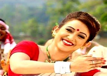 Selfie keeps Assam actress Barsha Rani away from bihu functions
