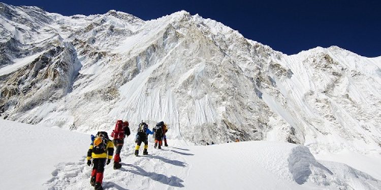 mt-everest-tourism