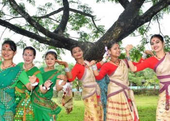 ঐতিহাসিক ফাট বিহু; বিহু নামেৰে উদুলি মদুলি ম’হঘুলি চাপৰি