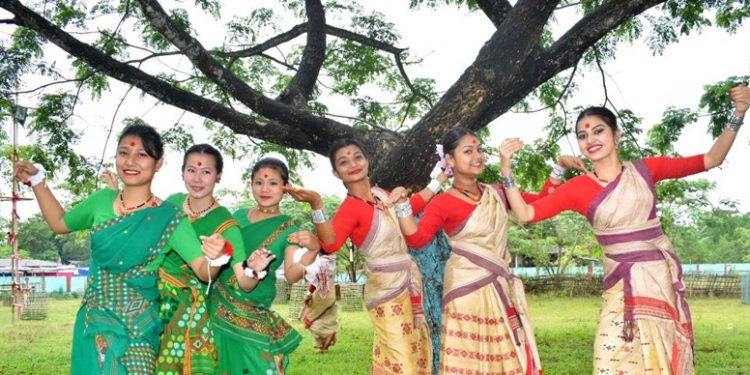 ফাট বিহুত নাচনি