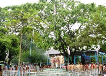Flag hoisting ceremony during celebrate Phaat Bihu at Dhakuakhana on 10-05-19, the most famous and historic Bihu of the greater area at Mohghuli Chapari from today .pix by ub photos
