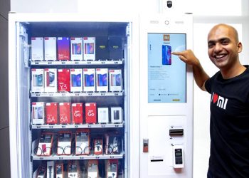 MI launches smartphone vending kiosk in India