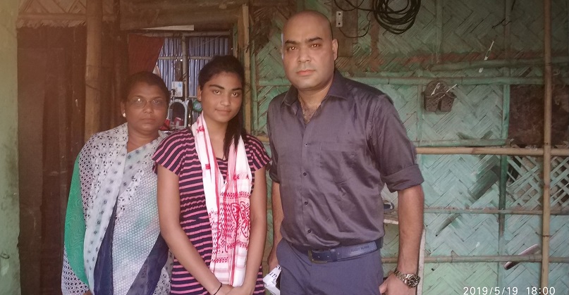 Goalpara SP offers helping hand to meritorious Monikankana || Assam HSLC exam result