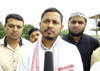 ‘বিধায়ক প্ৰশান্ত ফুকনে বিদ্যালয়লৈ গৈ গৰু আৰু মানুহৰ মাজৰ পাৰ্থক্য শিকক’ : নেমছু