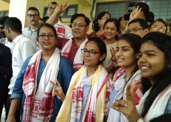 বাণিজ্যত ৬ টাকৈ স্থান দখলেৰে উজলিল কে চি দাস বাণিজ্য মহাবিদ্যালয়