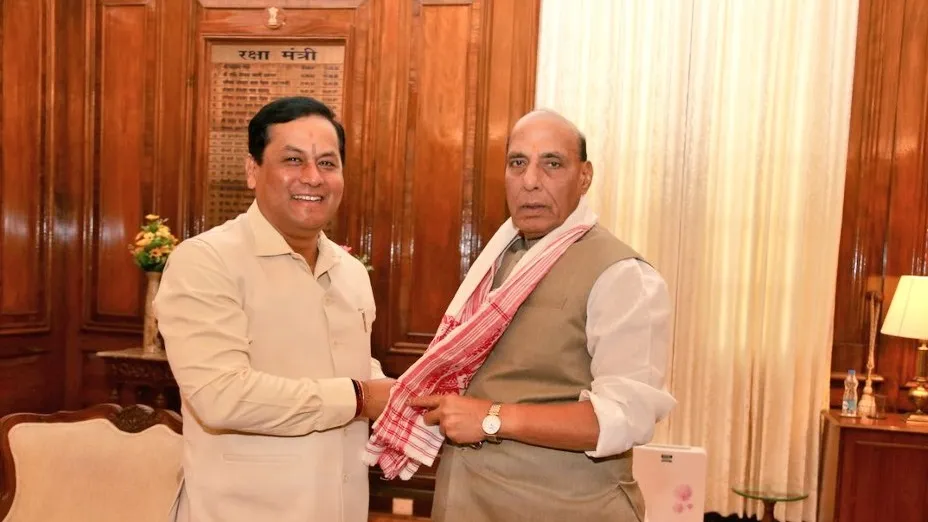 Sonowal Meet Defence minister Rajnath Sing