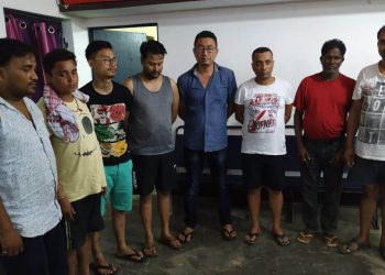 কাৰ্বি আংলঙৰ খতখতিত বৃহৎ ট্ৰাক চোৰ চক্ৰ আটক