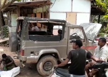 চামগুৰিত অচিনাক্ত দুৰ্বৃত্তই বিপাঙত পেলালে বনকৰ্মীক ; ডিজেলৰ লগত মিহলালে নিমখ