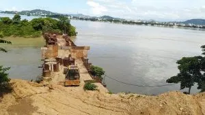 Guwahati Aswaklanta dewalaya: Is JaICA responsible for cracks in walls?