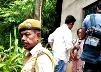 মহানগৰীত নিশা ঘৰত সোমাই মাতৃ-কন্যাক চুৰিকাঘাট; এজন নিহত