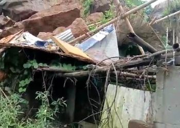 মহানগৰীত পুনৰ ভূমিস্খলন, এজন নিহত; পাহাৰ খননত নিষেধাজ্ঞা জাৰি