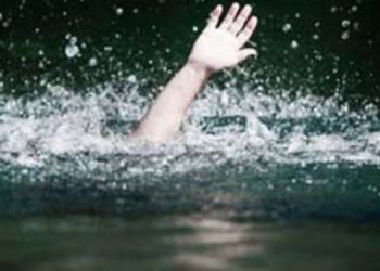 girl Missing after fall into the river