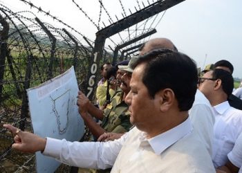 assam cm sarbananda sonowal at indo-bangla border