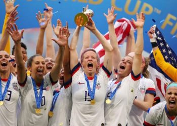 women-soccer-750x375
