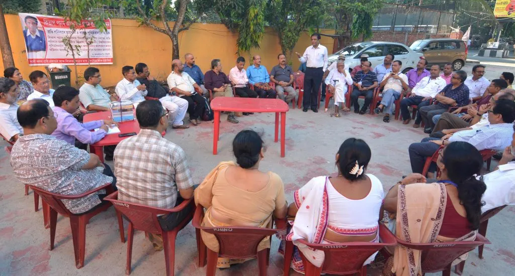‘কিতাপ পঢ়োঁ আহক’ আন্দোলনে ৰাজ্যজুৰি লাভ কৰিছে ব্যাপক সঁহাৰি : ড০ অমৰজ্যোতি চৌধুৰী