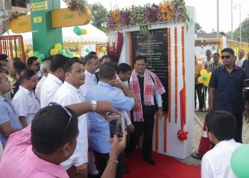 ডিব্ৰুগড়ত ৰাজ্যৰ প্ৰথমটো চি এন জি ফিলিং ষ্টেশ্যন মুকলি মুখ্য মন্ত্ৰী সোণোৱালৰ