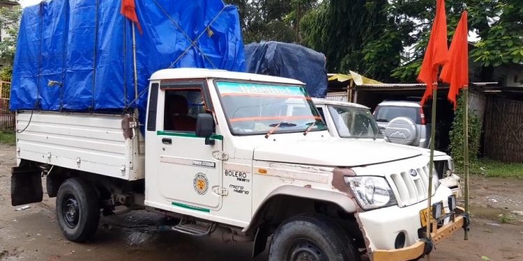 Bol Bom group looted in Assam's Sivasagar