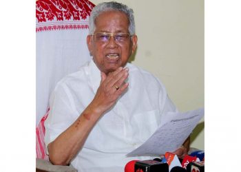 Tarun Gogoi press conference Kashmir issue: Former Assam CM Gogoi says, Centre's decision "autocratic, anti-democracy and historical blunder''