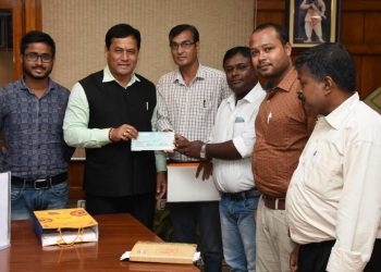 মুখ্য মন্ত্ৰীৰ বান সাহায্য পুঁজিলৈ আৰ্থিক বৰঙনি টে’ট উত্তীৰ্ণ শিক্ষক সমাজৰ