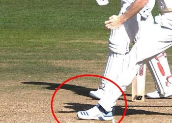 16_09_2019-chris_woakes_no_ball_19582183 (1)