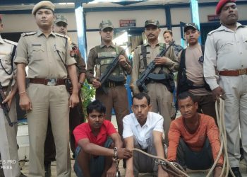 Sitting-in-the-middle-prime-accused-Tapan-Teron-2-1024x512