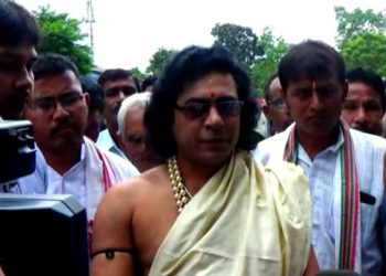 মাজুলীৰ গীৰ্জা আক্রমণ; আদালতত দক্ষিণপাট সত্ৰৰ সত্ৰাধিকাৰ জনাৰ্দন গোস্বামী