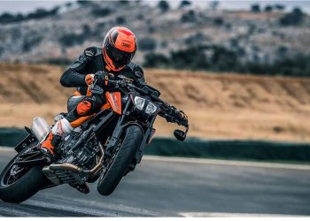 মুকলি হ’ল KTM 790 Duke; জানক কিমান দামত কিনিব পাৰিব অত্যাধুনিক স্পৰ্টছ বাইকখন