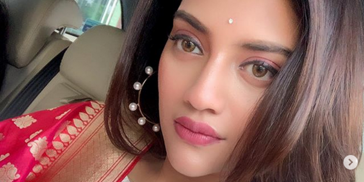 Not Nusrat Jahan, someone else is dancing "Dhunuchi'' in this viral video
