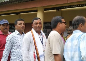 Voters-in-que-750x375