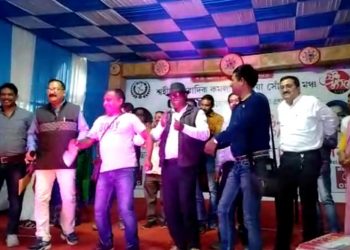 শিৱসাগৰ গ্ৰন্থ উৎসৱত গীত-মাত, ৰসাল কথাৰে সাংবাদিকৰ অন্তৰংগ আলাপ