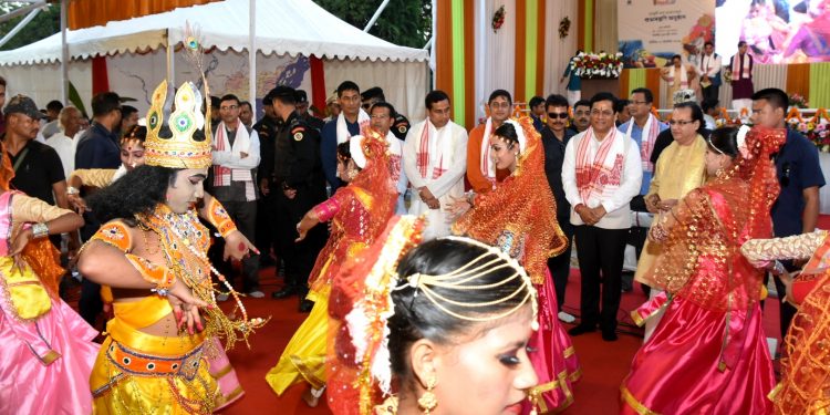ৰাস মহোৎসৱৰ এক দৃশ্য