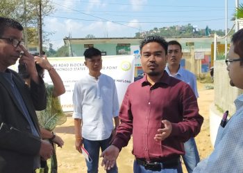 পথ নিৰ্মাণৰ দাবীত হাফলঙত পথ অৱৰোধ ডিমাচা ষ্টুডেণ্ট য়ুনিয়নৰ
