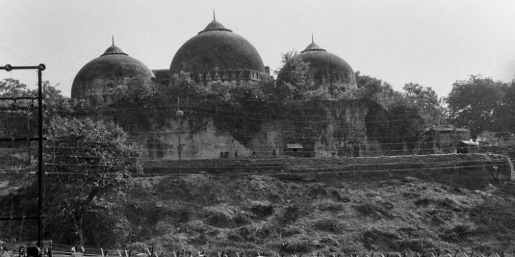 বাবৰি মছজিদ। ফটো ইণ্টাৰনেটৰ পৰা সংগৃহীত