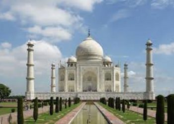 Coronavirus: Taj Mahal to remain shut for visitors