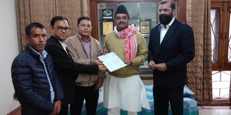 ২৫ নৱেম্বৰত নতুন দিল্লীত সমাজবাদী দলৰ সাংসদ জাভেদ আলী খানক লগ কৰি বিধেয়কখনৰ বিৰুদ্ধে সমৰ্থন বিচাৰে নেছ’ৰ প্ৰতিনিধিয়ে।
