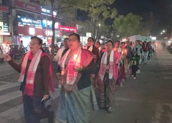 শিৱসাগৰত কা’ৰ বিৰুদ্ধে ওলাই আহিল বাপ্তিষ্ট সমাজ