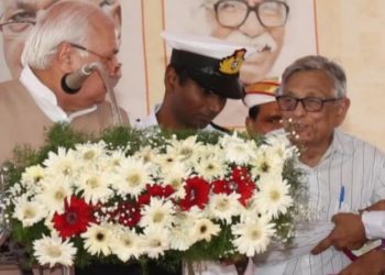 Kerala-Governor-Faces-Protests