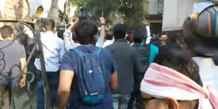 Protest in front of Queen Ojha's Residence