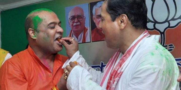 sarbananda-sonowal-with-himanta-biswa-sarma_650x400_41463667122