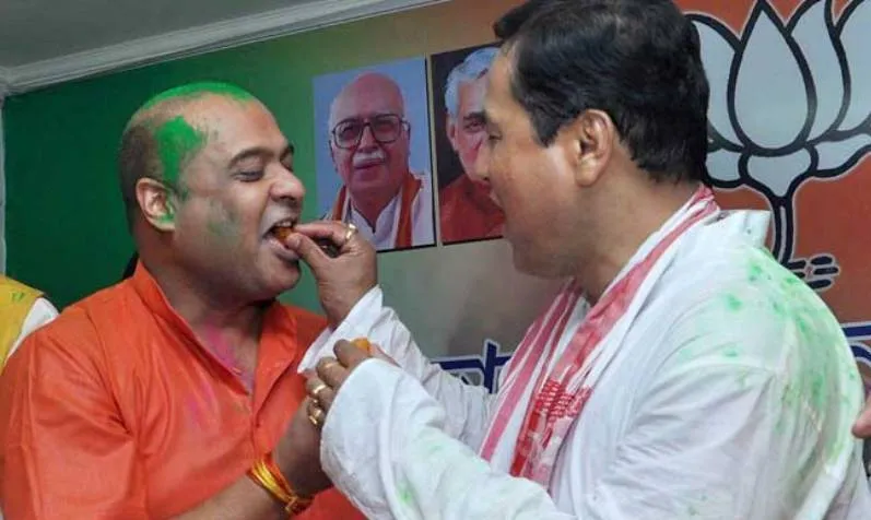 sarbananda-sonowal-with-himanta-biswa-sarma_650x400_41463667122