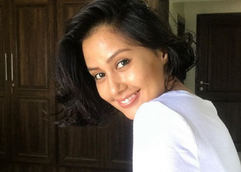 Airtel girl Sasha Chettri dating bollywood celebrity?