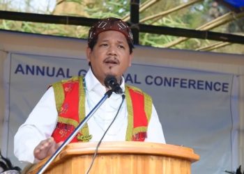 অসমৰ মুখ্য মন্ত্ৰীৰ বিপৰীতে মেঘায়লৰ মুখ্য মন্ত্ৰীৰ অসমক ‘কা’ৰ বাহিৰত ৰখাৰ দাবী
