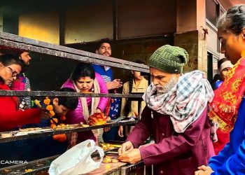 নিজৰ জন্মদিনত কামাখ্যাত উপস্থিত স্প্ৰীণ্টাৰ হিমা দাস; বিভিন্নজনৰ শুভেচ্ছা জ্ঞাপন