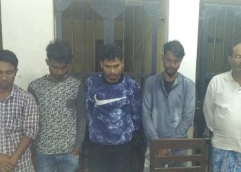 ৰূপহীহাটত নকল নোট আৰু ড্ৰাগছৰ বেহাত জড়িত ৭জনক আটক; নকল নোট ছপোৱা যন্ত্ৰ জব্দ