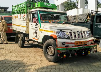 Bolero pick up Van