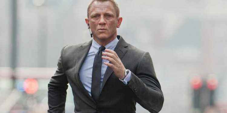 James-Bond-25-Production-Stopped-Daniel-Craig-Injury