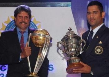 Kapil Dev with Dhoni